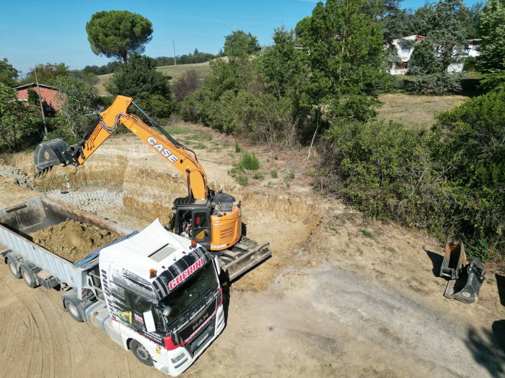 chargement-des-terres-pour-evacuation-a-quint-fonsegrives--1-